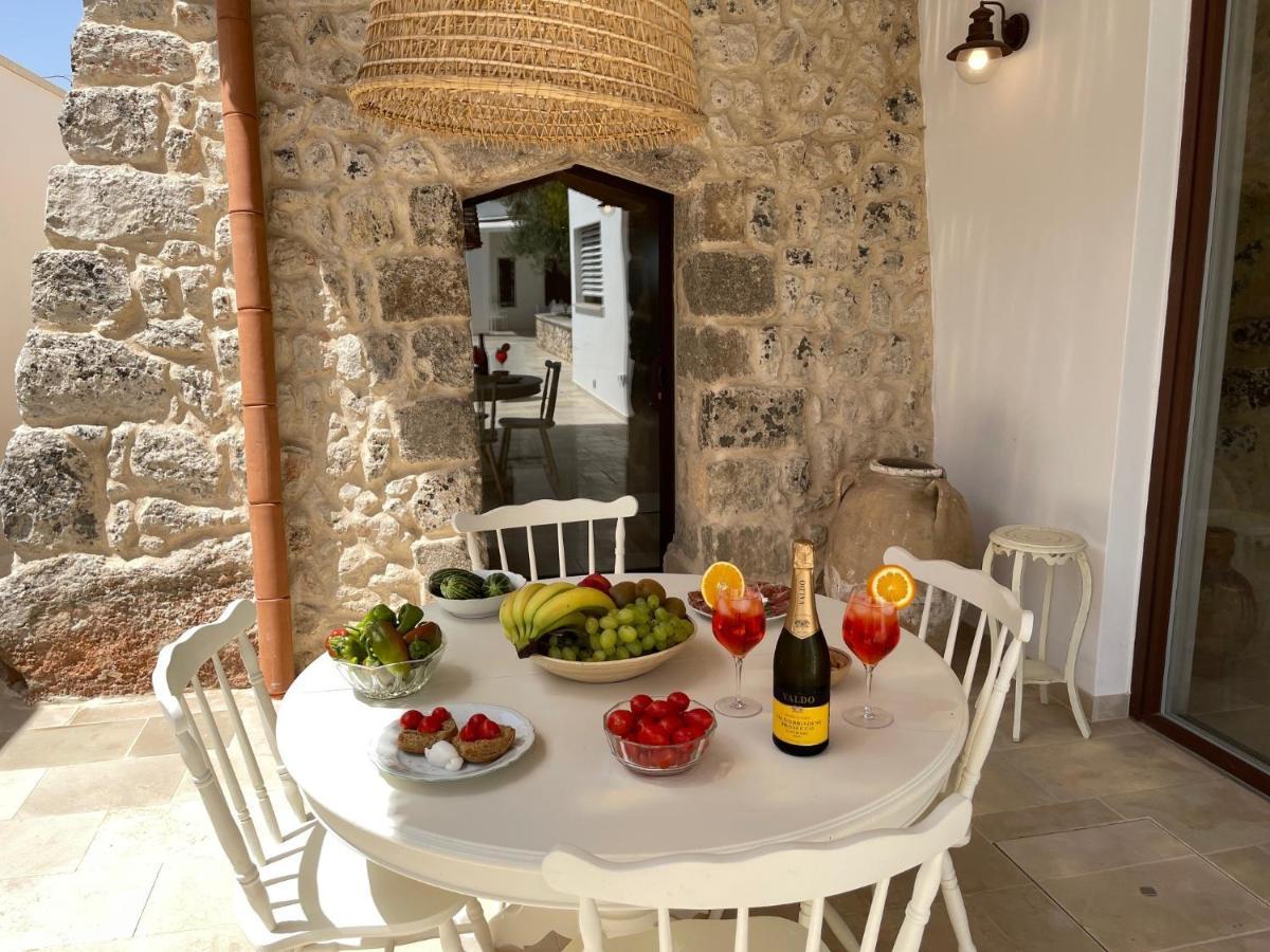 Le Liame Antico Trullo Villa Gagliano del Capo Exterior photo